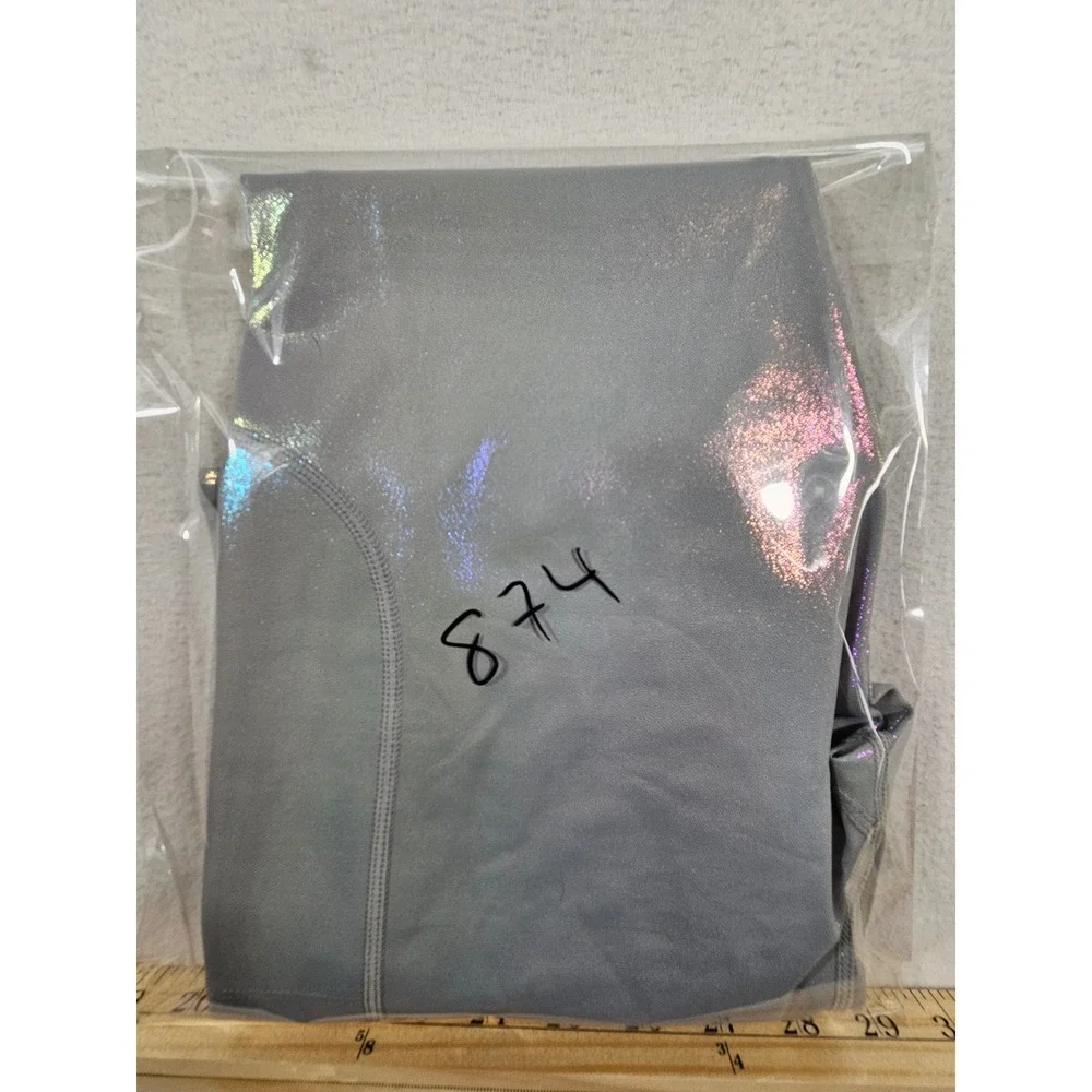 NWT‎ Zyia Active Gray Metallic Plus Pocket Light n Tight 7/8 Leggings Size 6-8